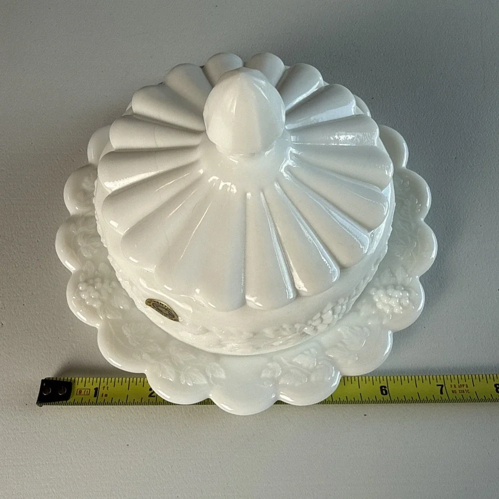 Vintage Milk Glass Grape Covered Dish Scalloped Butter Candy Cheese Westmoreland